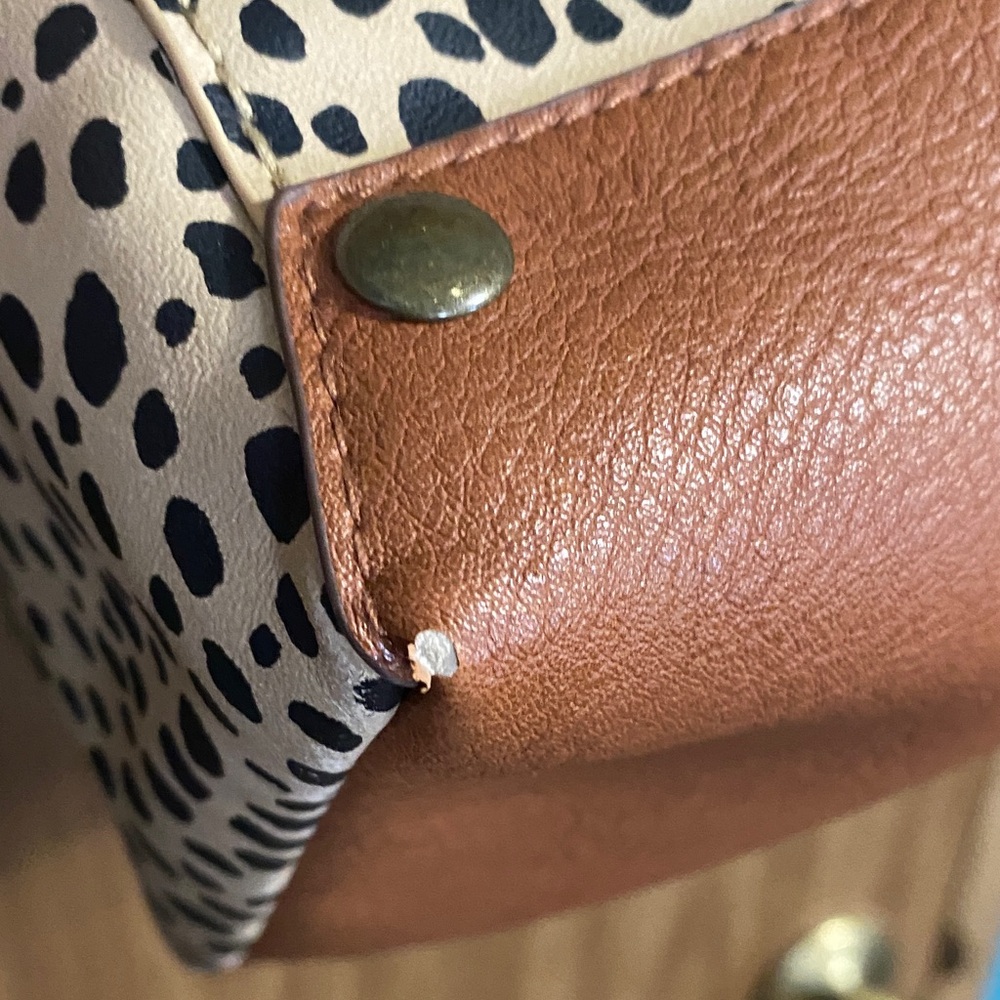 Universal Thread Leopard Print Shoulder Bag With … - image 5